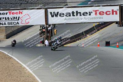 media/Jun-26-2022-CRA (Sun) [[122d0e5426]]/Race 13 (Expert 1000 Superbike)/Start Finish/